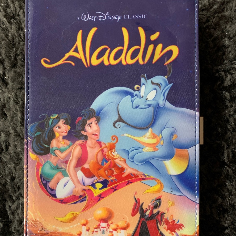 Aladdin VHS Clutch